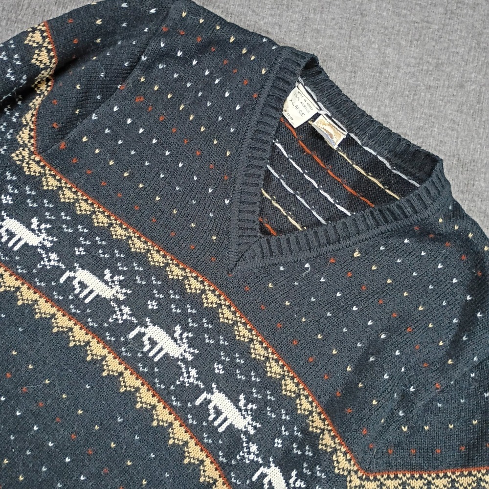 Vintage Kennington LTD V-Neck Sweater Mens XL Black Reindeer Fair Isle Grandpa